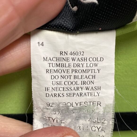 N Touch Green V Neck Blouse Size Large - Picture 4 of 5